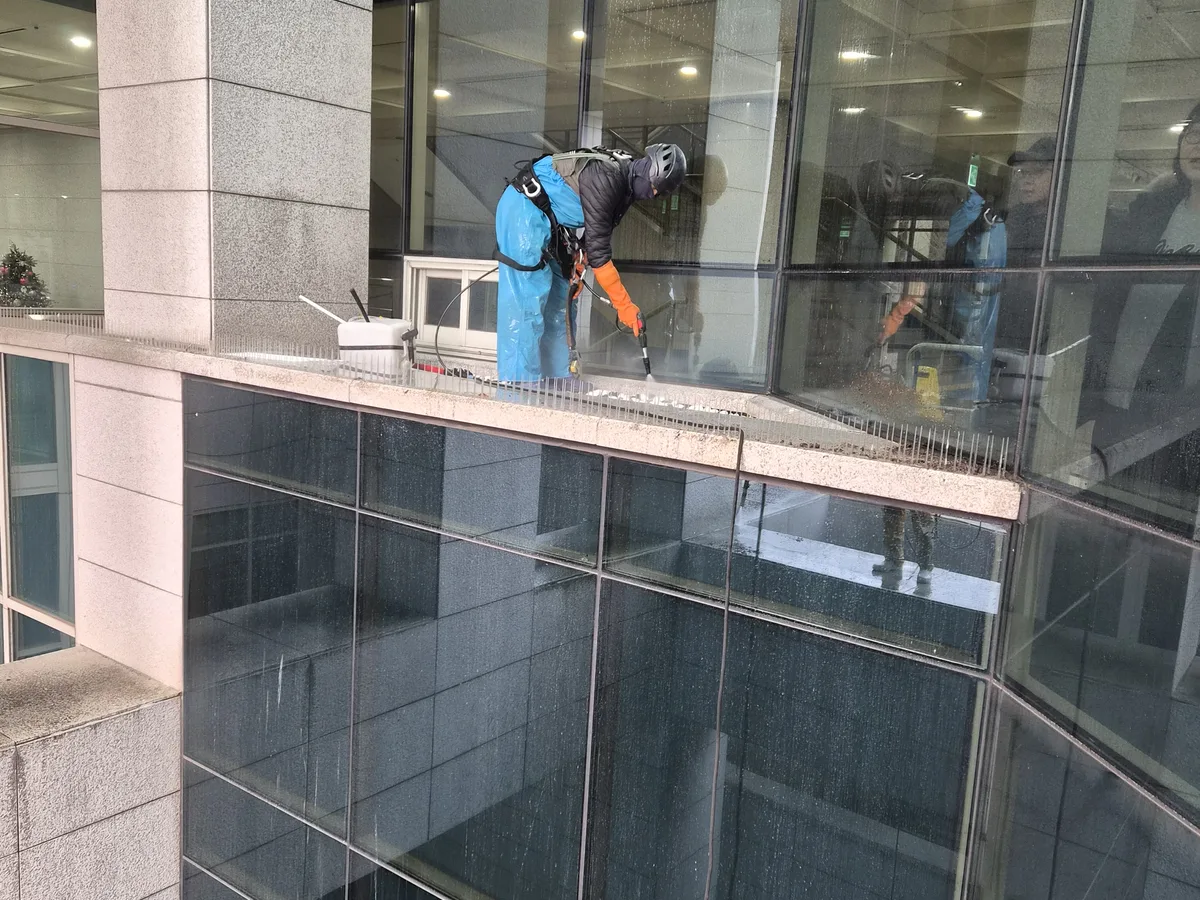 동구 계림동 건물 복도·대기 동선 야간 위생청소 사례 - 행진크린