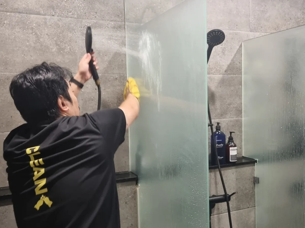 북구 오치동 건물 세면대·파우더룸 바닥 위생청소 사례 - 행진크린