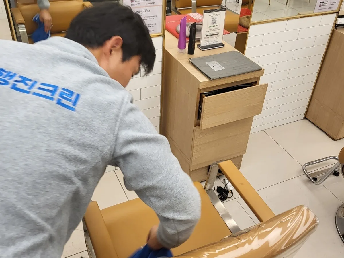 북구 각화동 미용실 복도·대기 동선 야간 위생청소 사례 - 행진크린